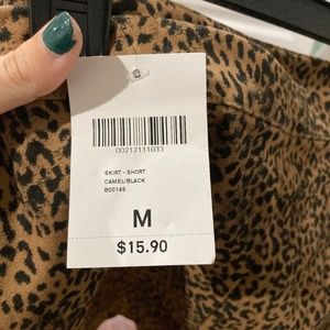Leopard print mini skirt